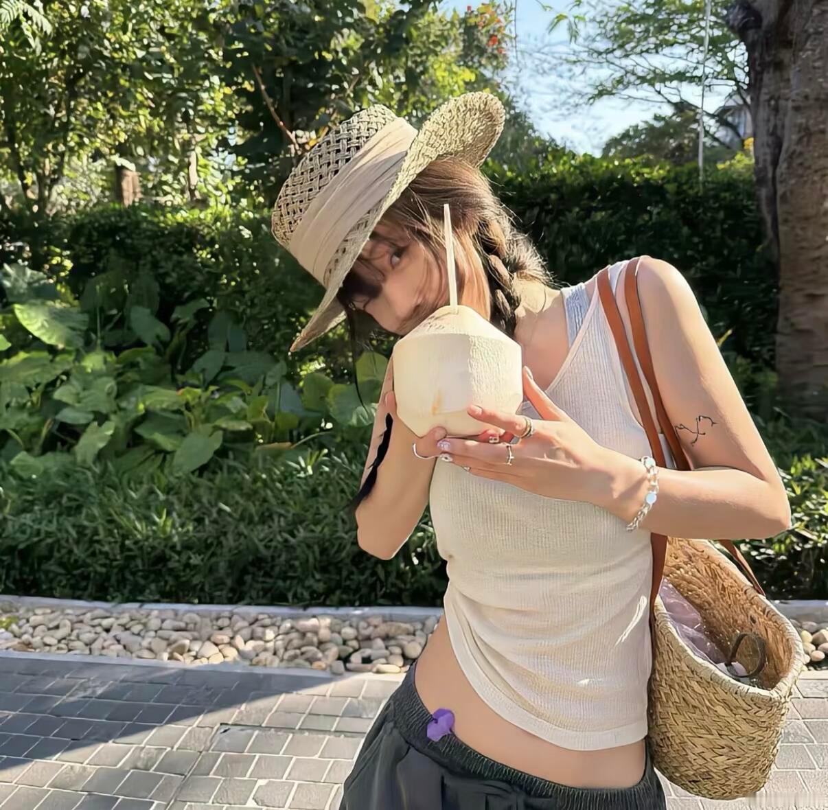 ​​​​​​WeChat｜氛围感女生头像​​​​