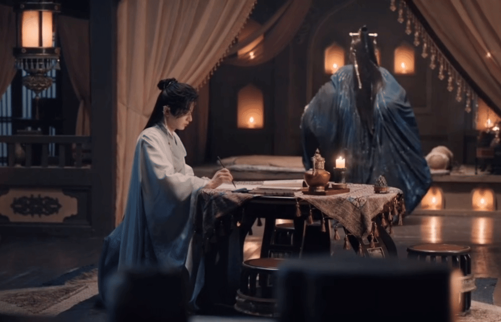 三个人能凑出一堆笑料他们三个凑在一块，属实拿捏住我们笑点了，如沐吐槽王权富贵舞剑