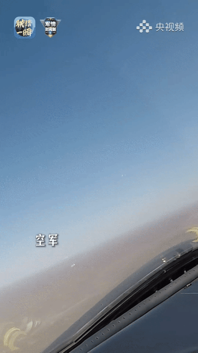 2026年新年开训，官媒重磅放出歼-20实弹发射画面！歼-20依托独特旋转式侧弹