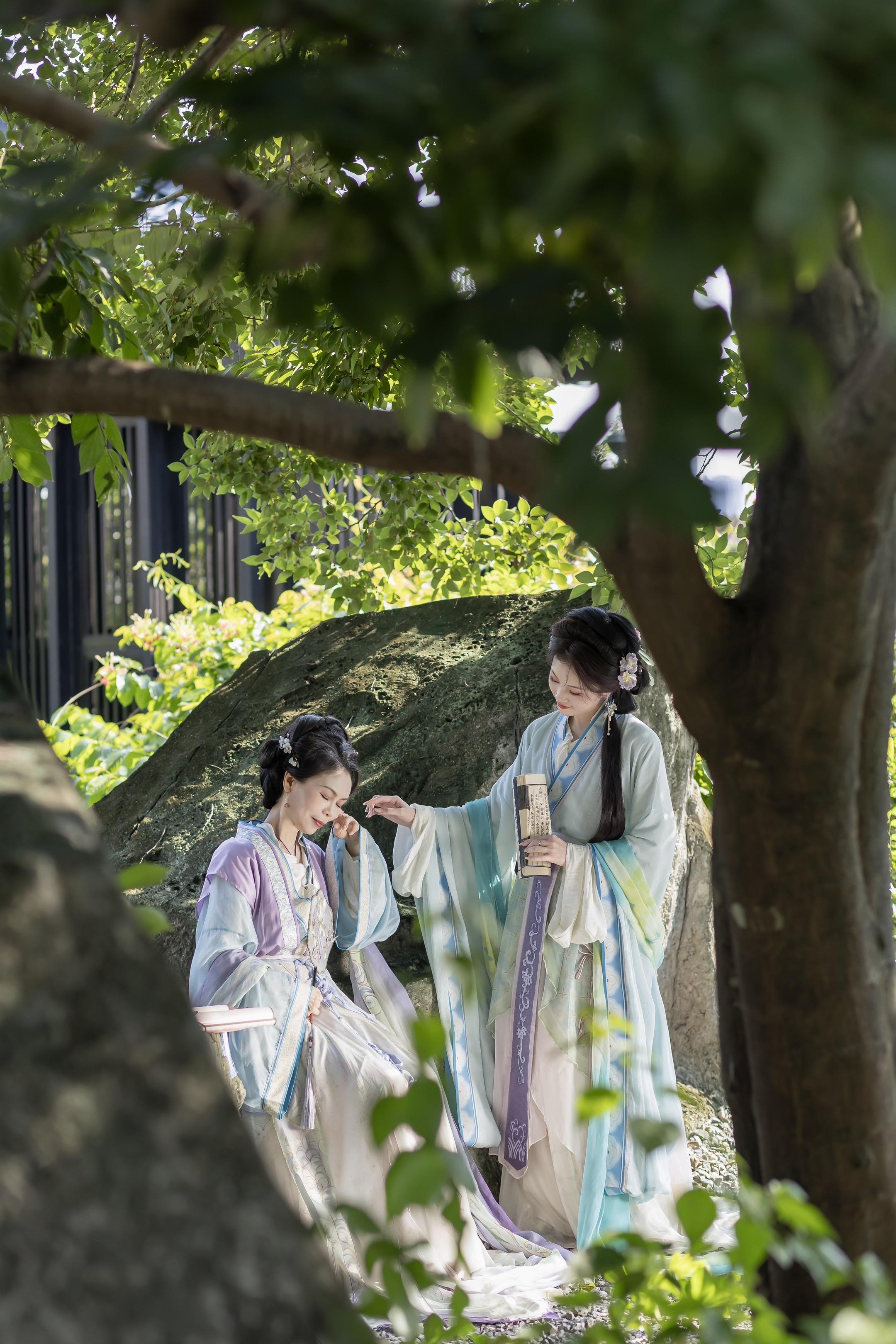 你伴我成长 我陪你到老｜带妈妈拍汉服。