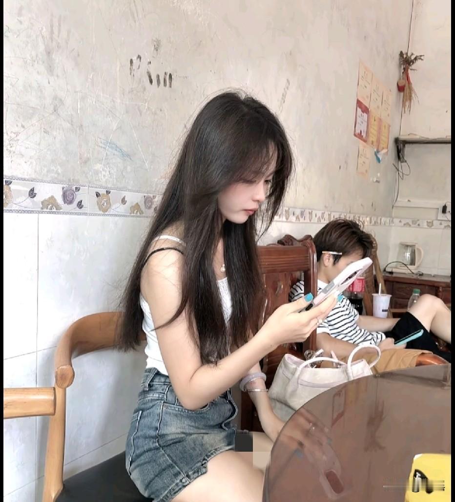 这是相亲吗，这妹子不错呢