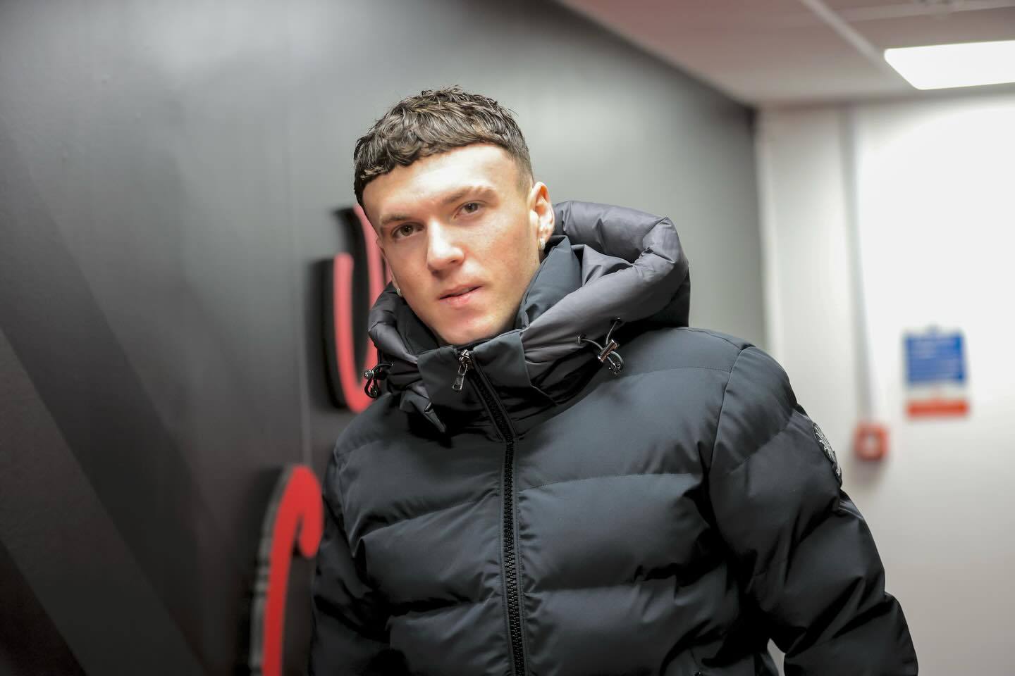 【MatteMoretto】鉴于阿莱克斯·希门尼斯🇪🇸在对阵利物浦的比赛中