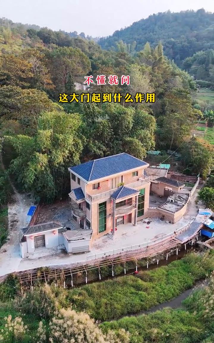 不懂就问：这大门起到什么作用？