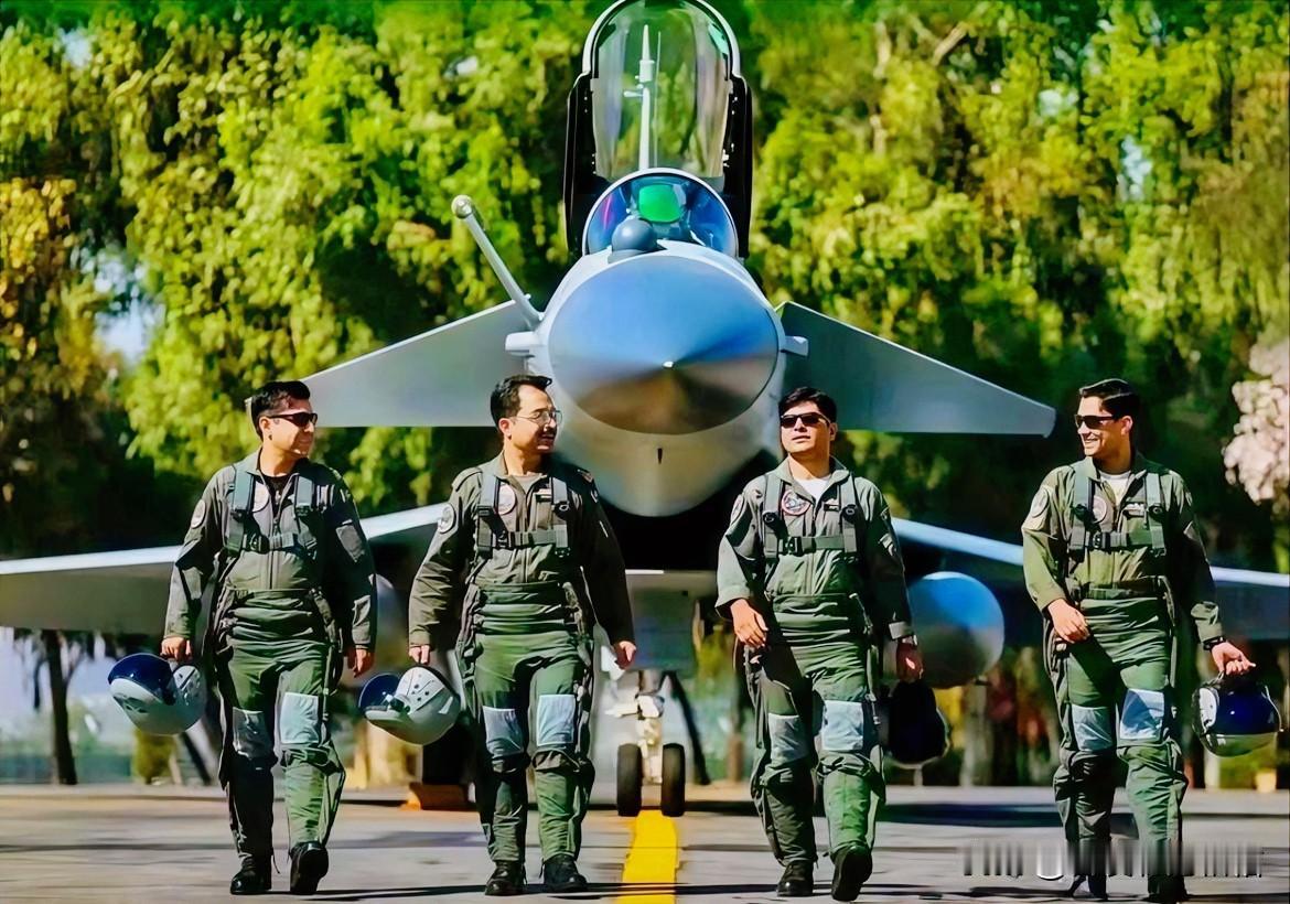 巴基斯坦官方确认！伊拉克、孟加拉国、印度尼西亚、沙特阿拉伯和利比亚有意采购J