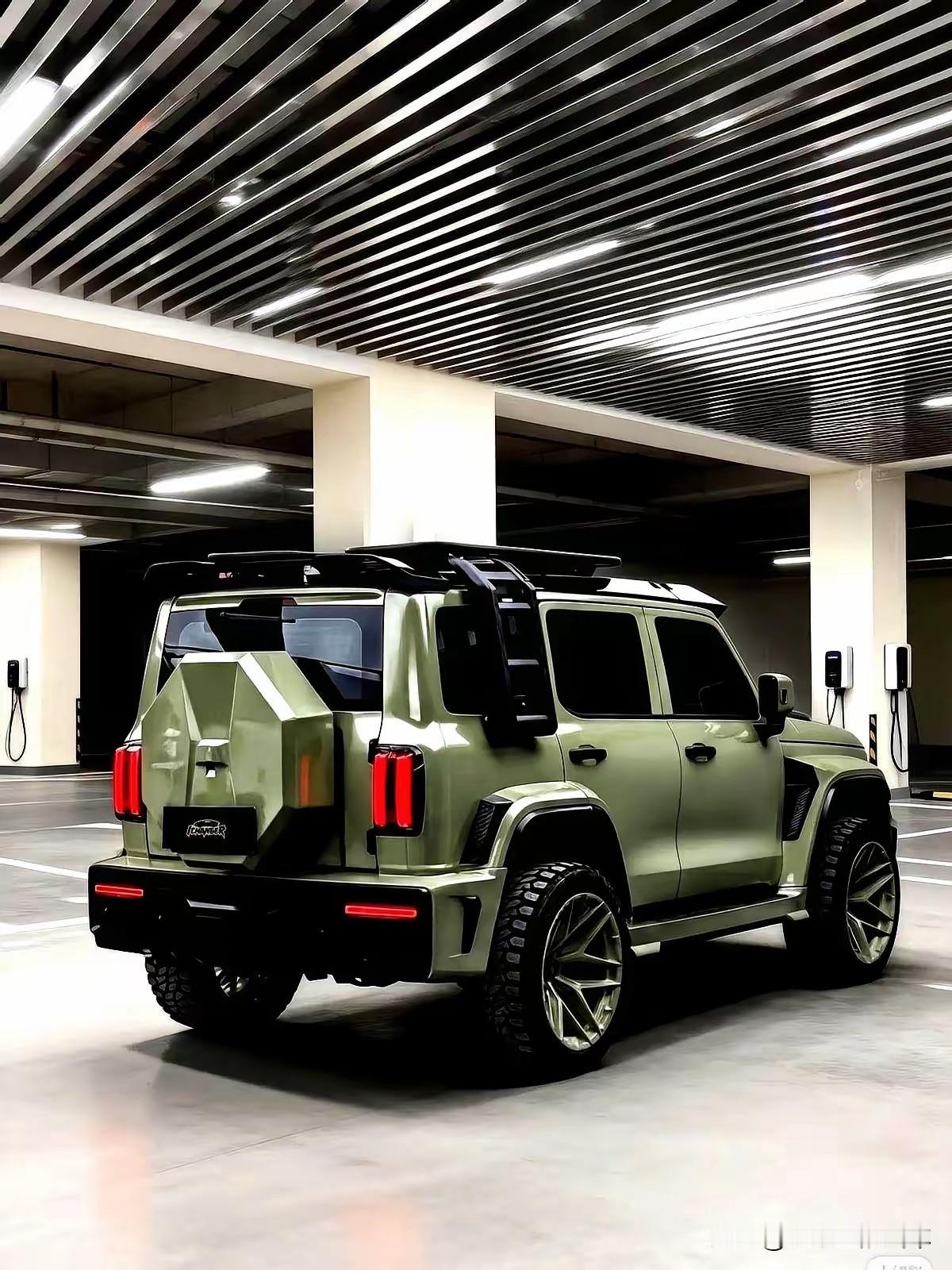 坦克300究竟是男性荷尔蒙的放大器？还是男女通吃的潮流单品？！最近，一个女生