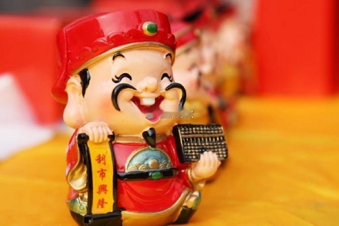 老铁们，周末快乐！福气满满，好运连连～仅剩3天就2026年，全力冲刺，