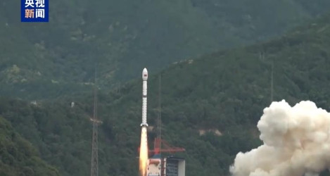 俄媒困惑：中国将一颗实验卫星送入意外轨道！俄新社7月16日发了篇稿子，说他