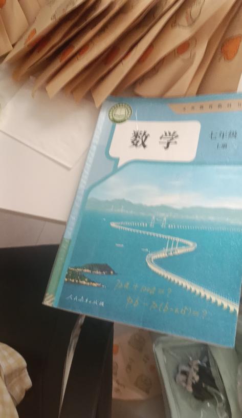 这次中日发生对抗，印度没有吭声，没有以往那样现在中国对立面，这里面有两个原因，一