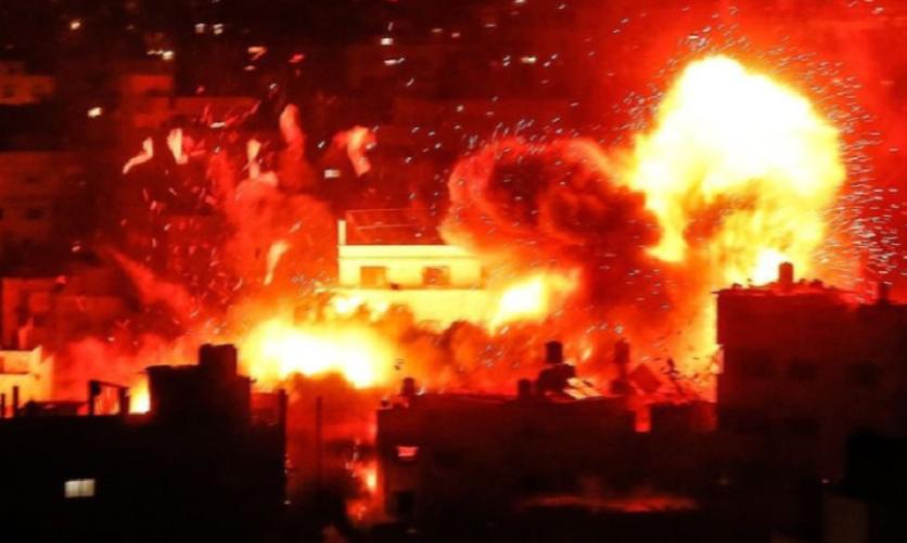 持续两年多的巴以冲突，终于撕碎了以色列“战无不胜”的神话，当哈马斯的火箭弹击