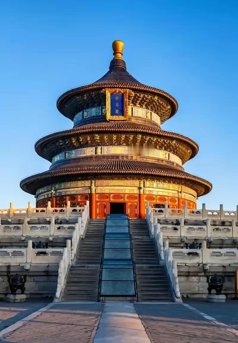 苏联1991年解体，对中国来说好处多多。在军事上，中国压力骤减。此前，沈阳、北京