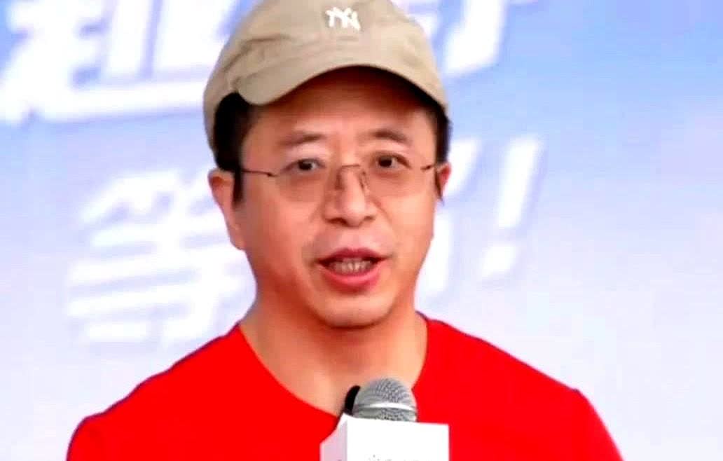 大家发现了没，最近周鸿祎安静多了，车展他也不去了，送车活动也不办了，短剧也不拍了
