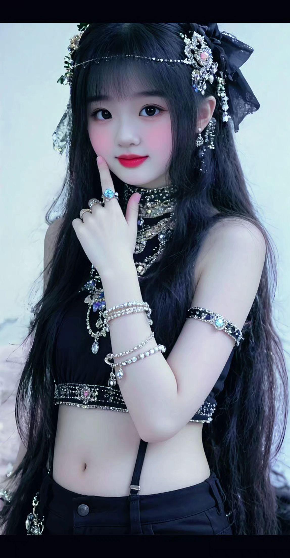 小脸蛋小姐姐美女