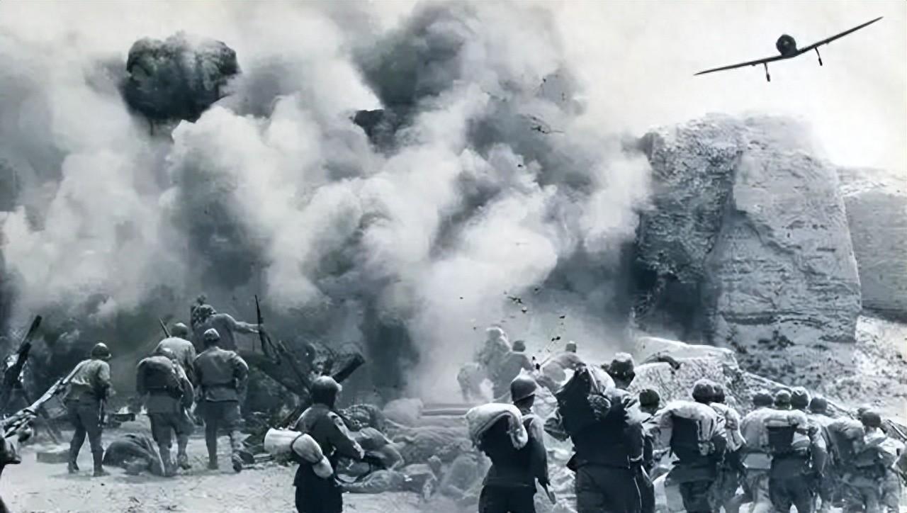 抗战胜利，举国欢庆。但山西有个人，在当天晚上召开了一场秘密会议。他叫阎锡山，在山