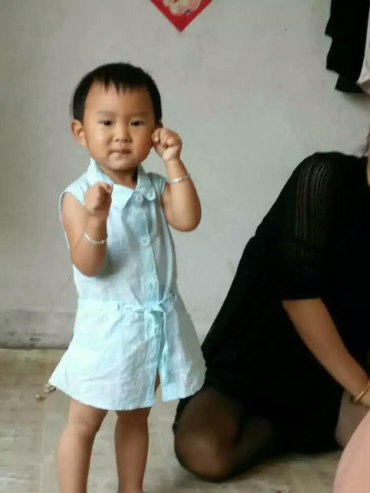 宝宝左撇子不要强行纠正