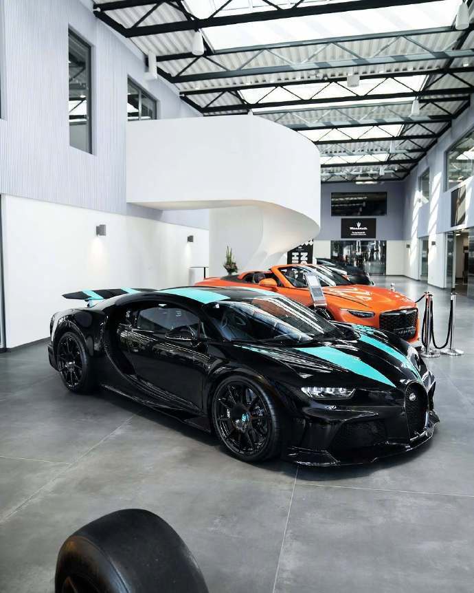 布加迪ChironSuperSport，霸气外漏！全球汽车​​​