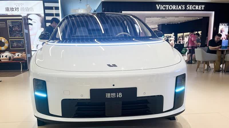 蔚来乐道L90与理想i8这两款车，近期令不少人纠结不已，我也来谈一谈。L90
