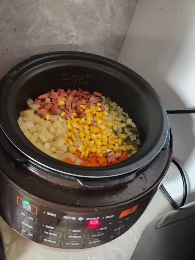 为什么胡萝卜最好炒着吃?胡萝卜的最佳吃法有下列几种最营养：