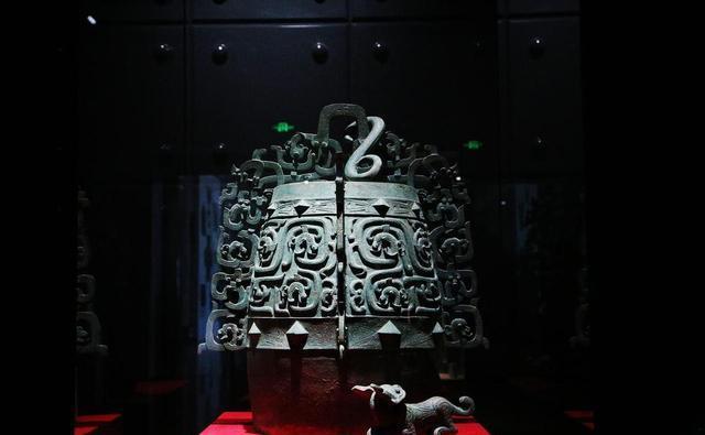 颠覆认知！三星堆可能不是高端文明，还比同时期文明落后？当我们将目光从惊叹中抽