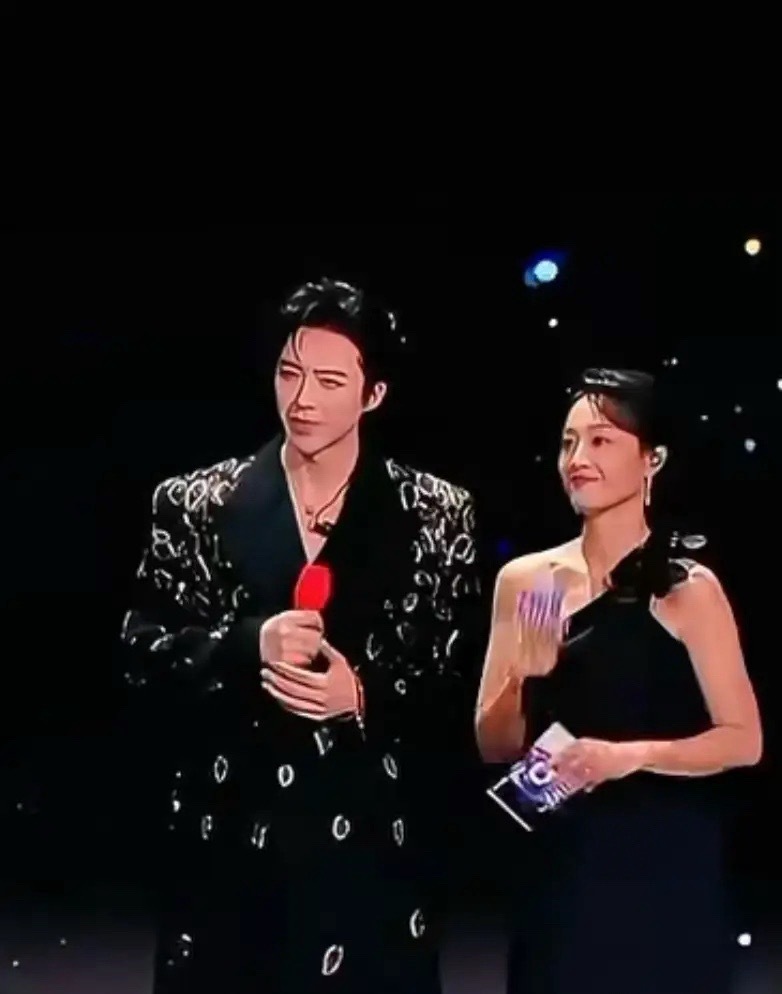 又一次被44岁的朱丹情商所折服，控场能力太强，2025的尖叫之夜，当刘宇宁在领奖