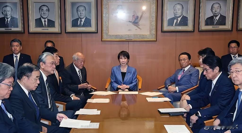 高市早苗差点就往霍尔木兹海峡派兵了，被一个人硬生生拦了下来！你以为日本政府是