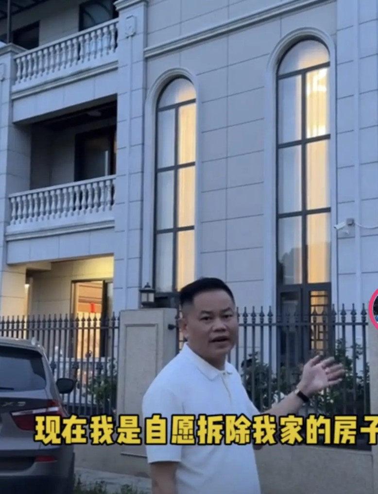 网红“心水哥”大概率不会回大广宁盖房子了。他也坦言很失望，自愿拆除的房子。也算配
