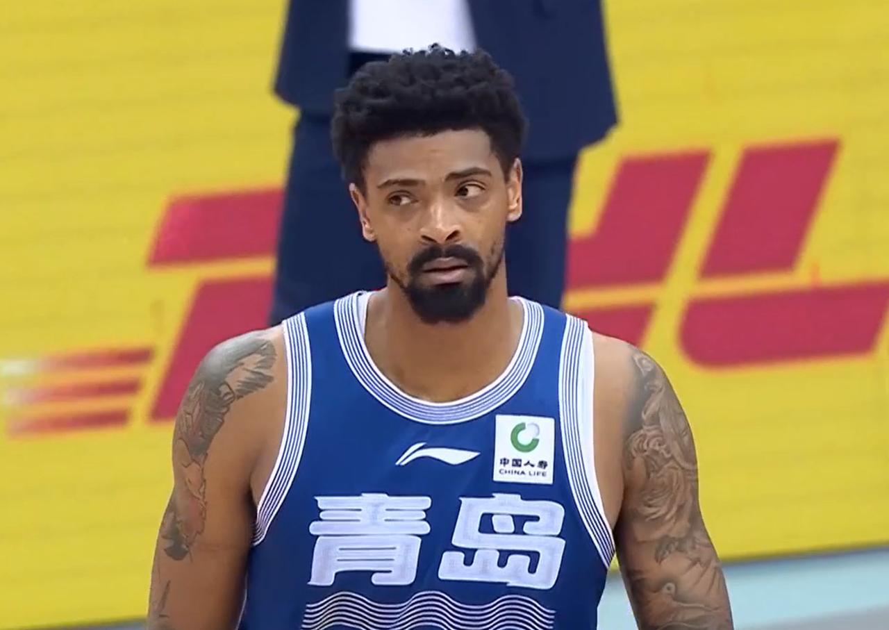 CBA奇迹，青岛队末节落后18分，追平比分！谁能想到啊！CBA季后赛第一轮，青