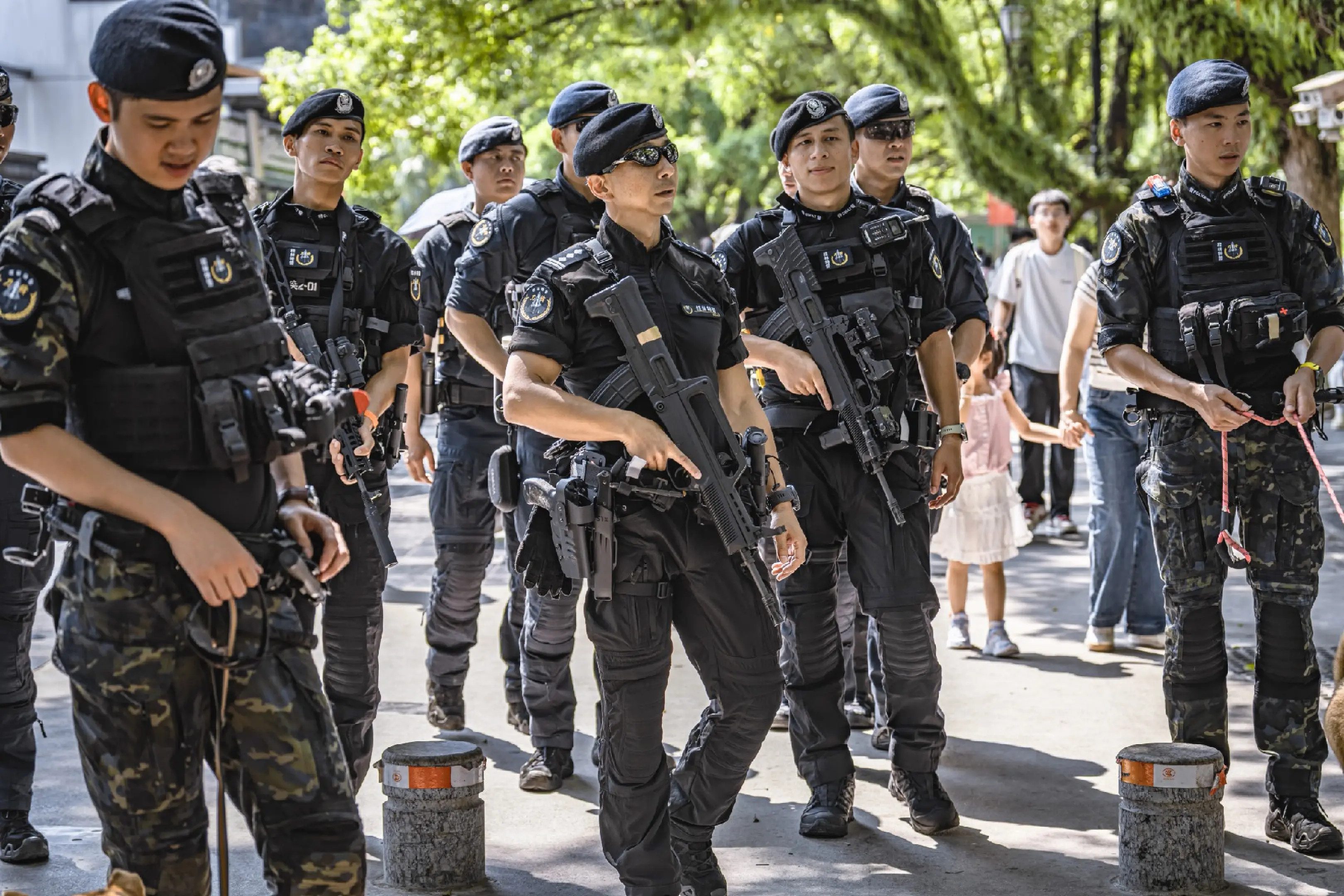 桂林特警国庆执勤​​​