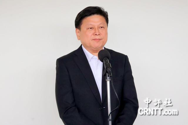 遭韩国瑜呛“辞掉总召”，傅崐萁回应：今天的重话是爱深责切台“立法院长”韩国瑜1