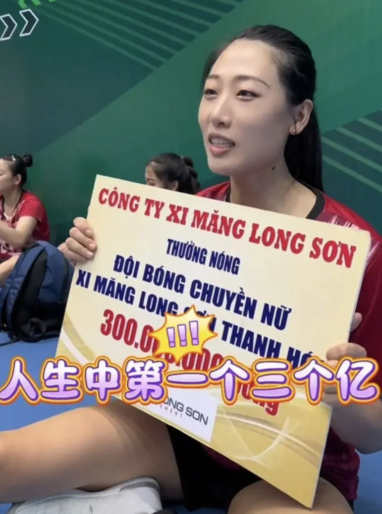 袁心玥的无奈，或许只有刘晏含才懂！袁心玥高调地离开天津女排，也离开了国家队，