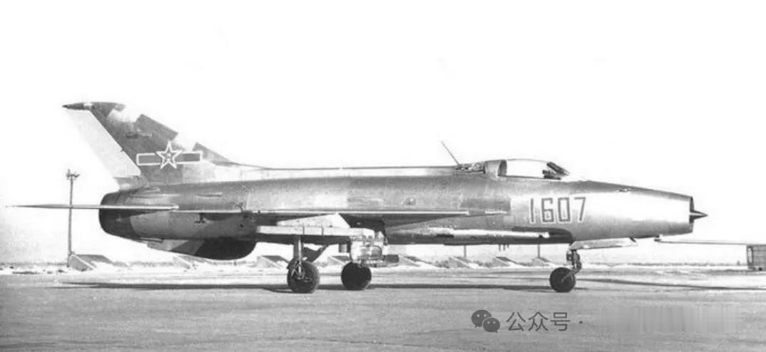 歼七成就了成都飞机制造厂，成飞也成就了歼七20世纪60年代，中苏冲突一触即发，