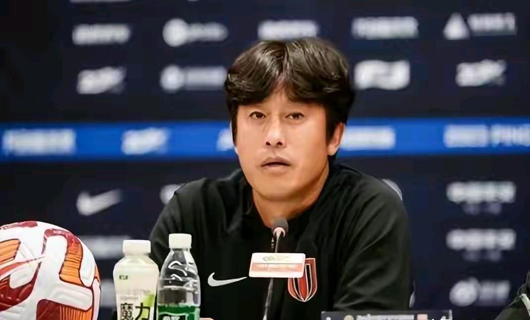 徐正源解约成都蓉城，尽管成都球迷有太多的不舍，但终究是天下没有不散的筵席。徐正