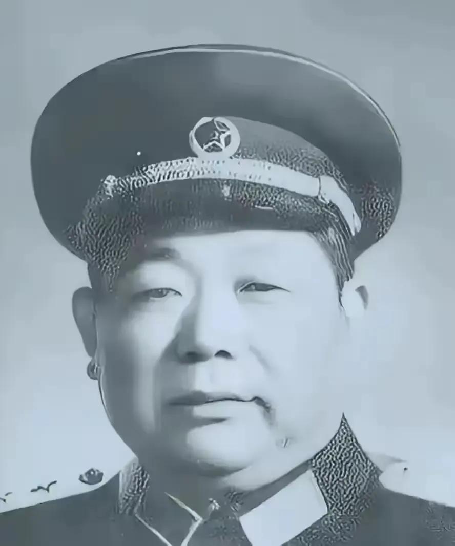 陈锡联主动辞职后，处境艰难，开国上将张爱萍站出来为他说话，张爱萍说：“陈锡联在那