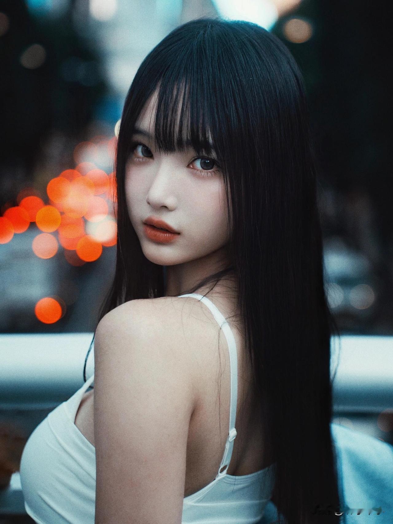 万万没想到林俊杰女友竟然是她，更没想到的是林俊杰竟然会官宣，两人相差21岁，据说