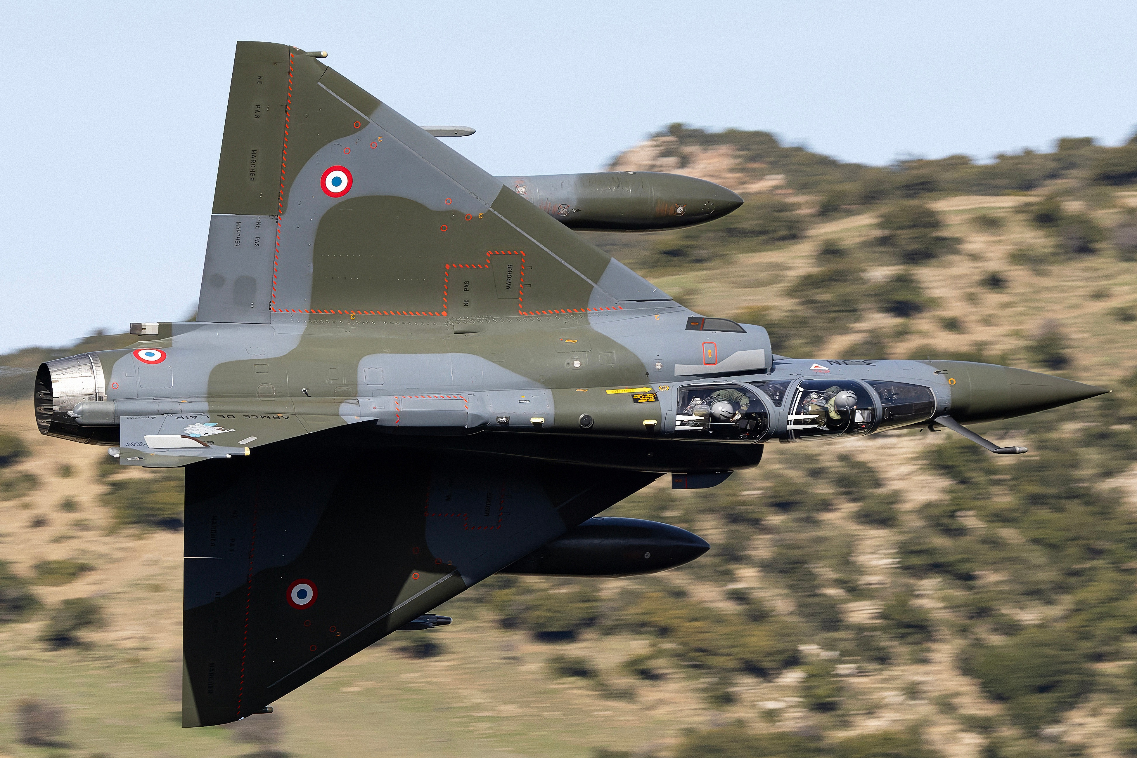 高分辨率图像近日的幻影2000D