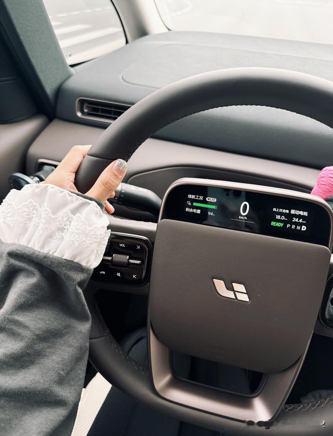 理想召回11411辆Mega，其中一辆是我们从理想one再到理想Mega