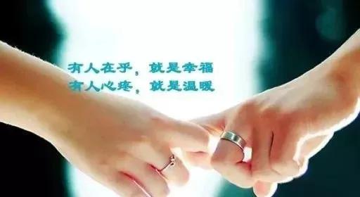 那一刻，她终于明白了自己应得的幸福**她把属于自己的东西一件件打包好，动作缓慢