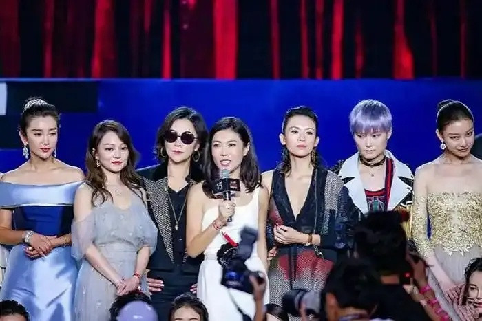 张韶涵的咖位够和这几个人站一起吗​​​