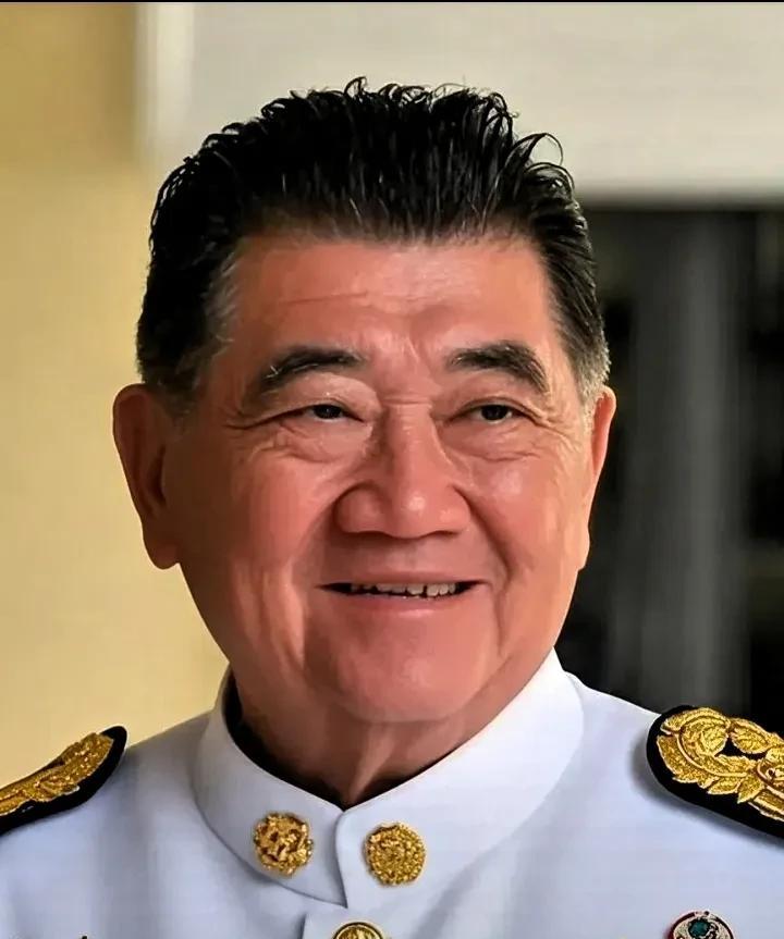 就在刚刚泰国突然宣布了“通话泄露”事件，为泰柬边境冲突埋下隐患。洪森本想借