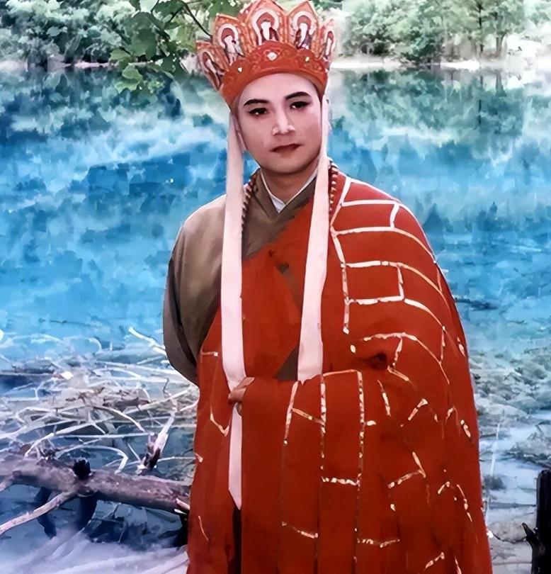 唐僧迟重瑞真不值，不孝有三，无后为大！ 没自己的孩子，大好年华浪费在一个老太