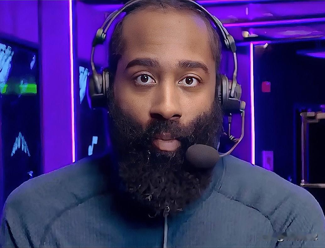 快船赢球后，哈登哈登说出了大实话！今天快船以115-103战胜爵士。赛后采访