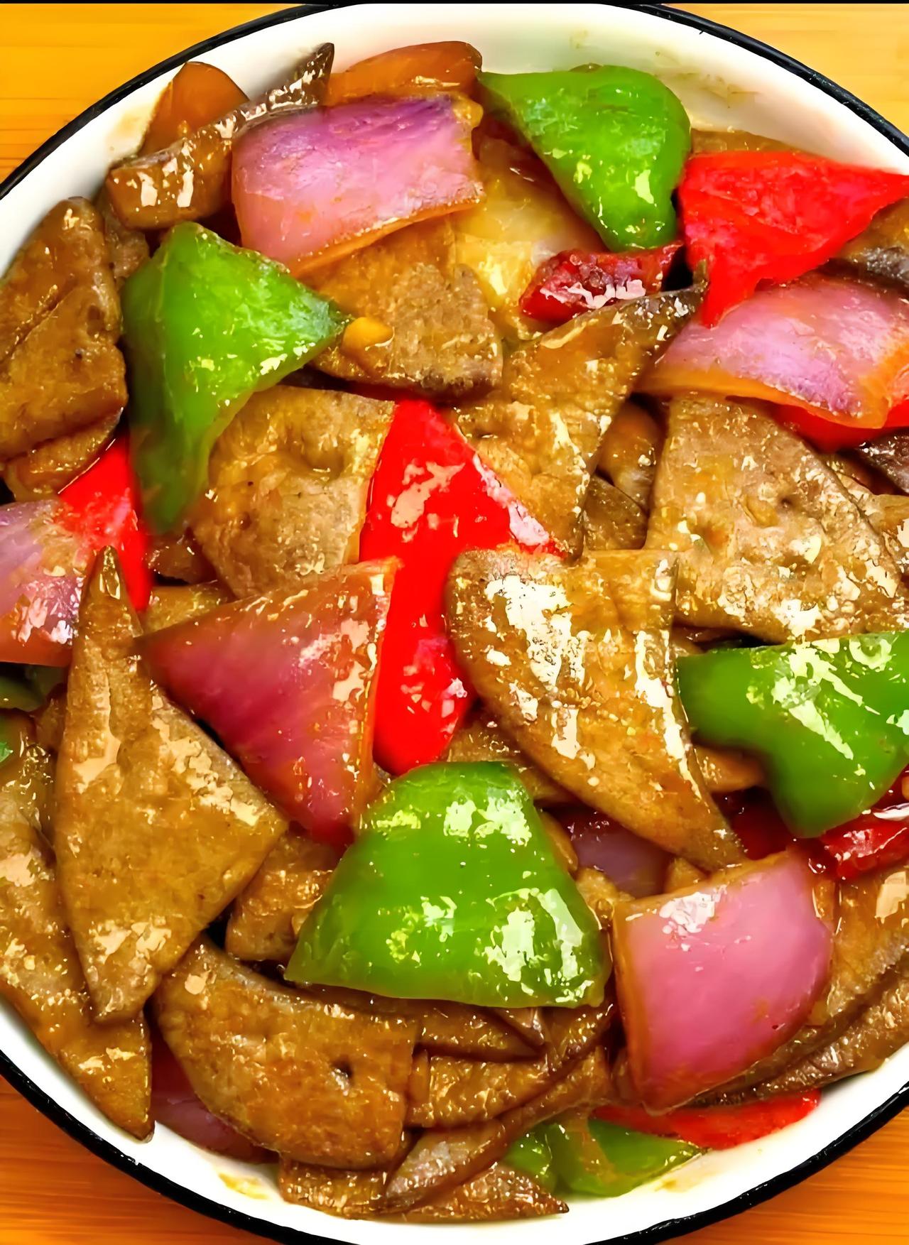 身患高血压五年多，我真心劝大家别乱吃猪肝！我患高血压已经五年多了，从一开始