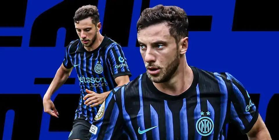 右边翼卫是打算让奥古斯托作为邓弗里斯的常用替补了吗？赛前媒体预测国米本场比赛会在