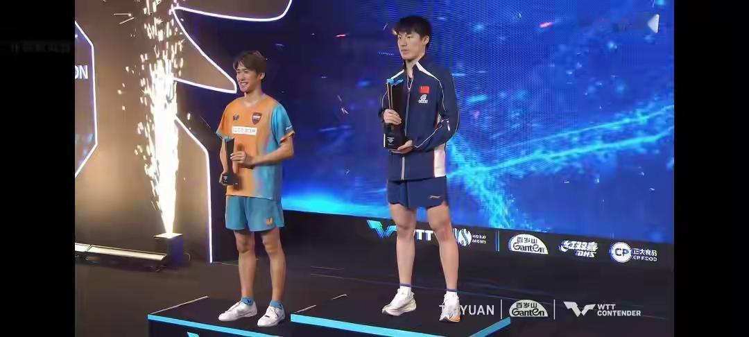 恭喜温瑞博世界排名上升到第11位！温瑞博在其他几个大哥被纷纷淘汰之后，顶住巨大