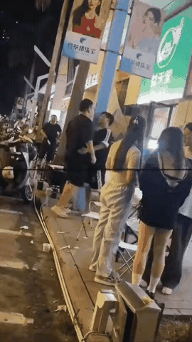 君子打架，动肚不动手！