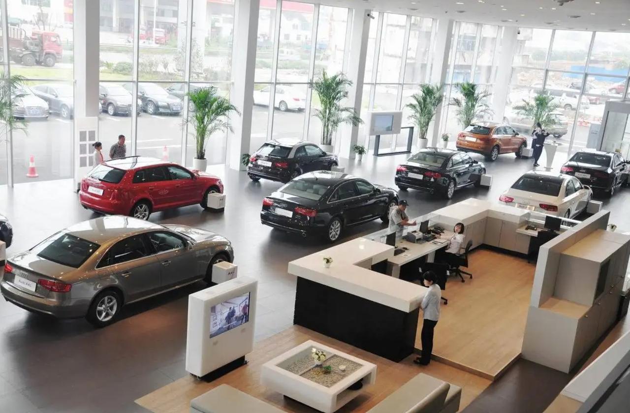 对于中国汽车销量，2025年大概率会是巅峰时刻，3440万的销量，是全球汽车诞生