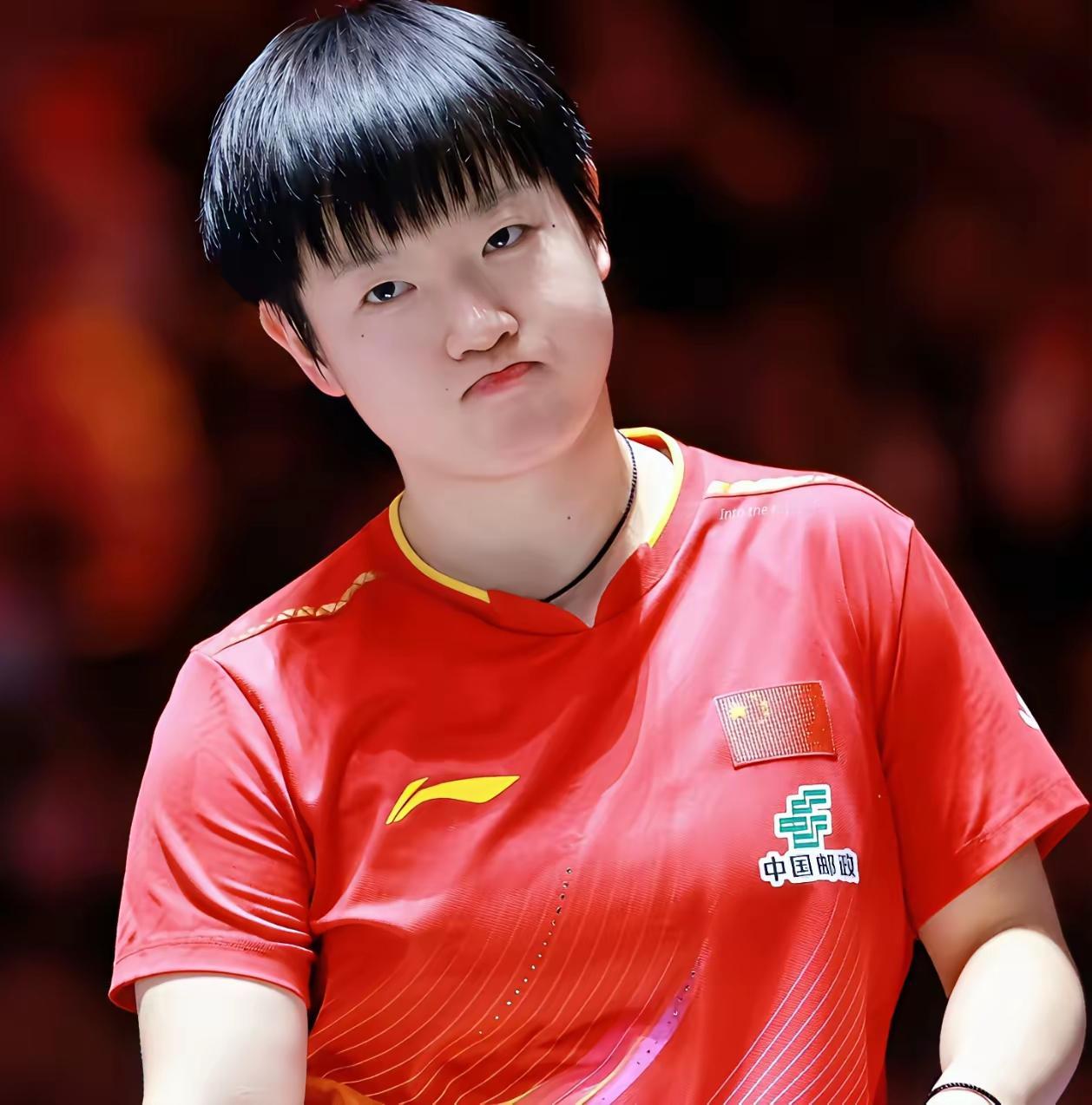 贺晓龙不认可孙颖莎是“超级巨星”？他算老几？他不认可有什么用呢？孙颖莎被国际乒联