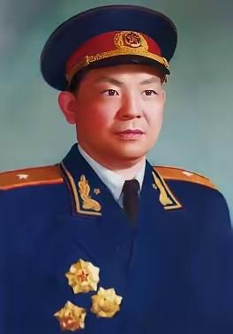 1955年授衔，四野战功赫赫的副军长仅获评少将，八位上将大将联名为其申诉，罗荣