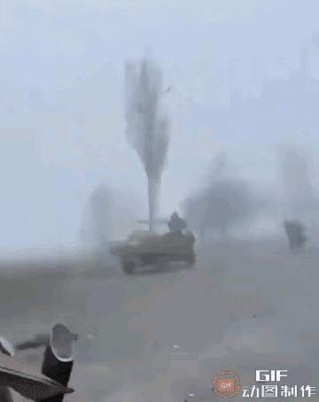 这是俄军最新公布的一段视频。红军城地面已经没有任何乌军的拦截。俄军的机械化部