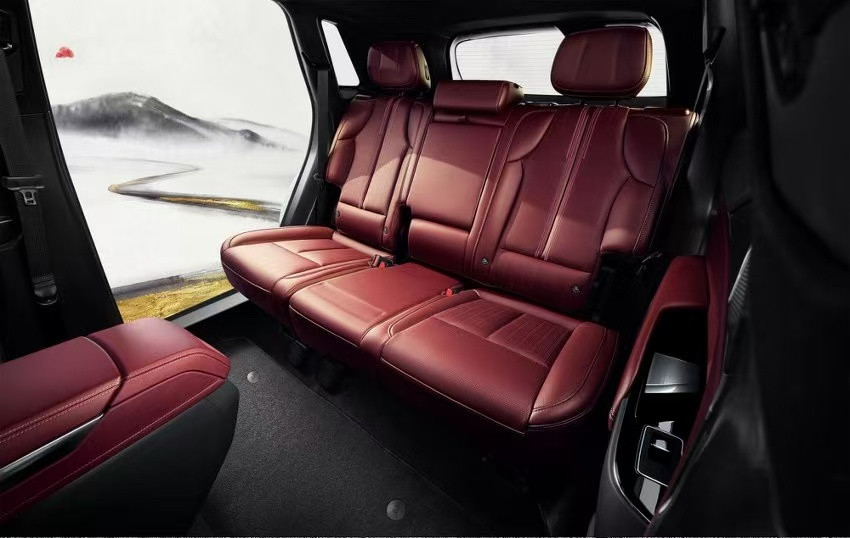 这次焕新的凯迪拉克XT5，真的很难不让人心动，车色、内饰、车机全有升级～而且春日