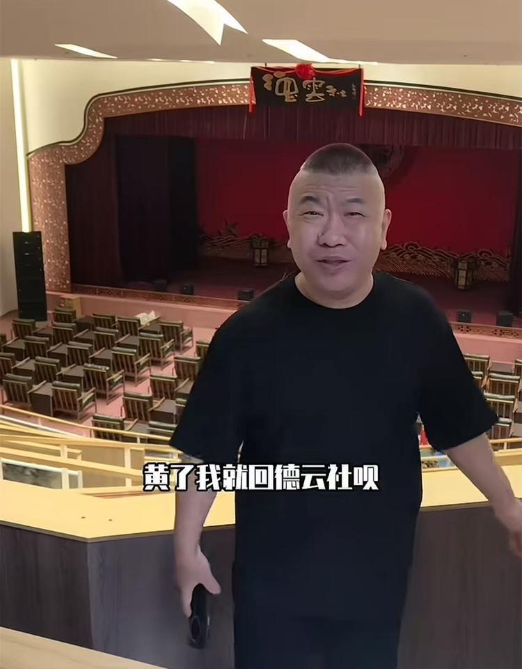 都说同行是冤家，尤其这种面对面、硬碰硬的“抢生意”，搁一般人早急眼了。结果呢？